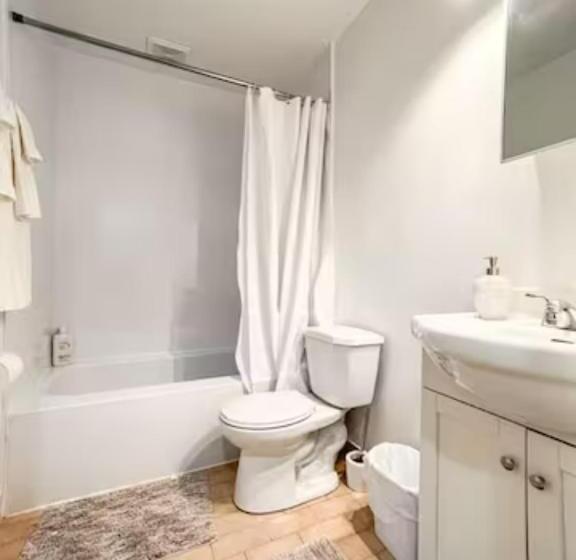 Люкс, Montreal Boutique Suites