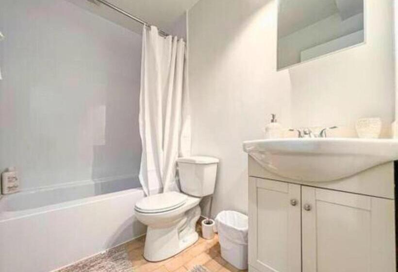 Люкс, Montreal Boutique Suites