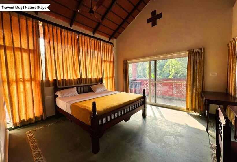 Quarto Familiar Vista Jardim, Pepper Corn Retreat By Travent Mug