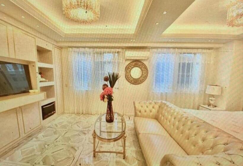 デラックススイート, Reimi Mondo201