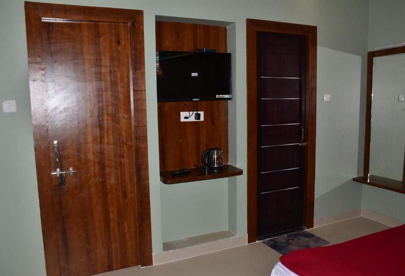 Quarto Estandar, Ruby House