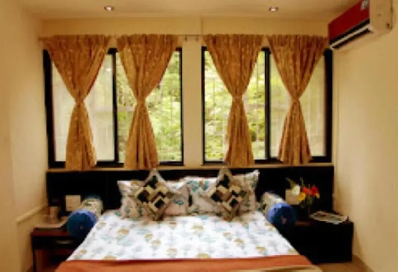 Deluxe-huone, Shreeman ,satara