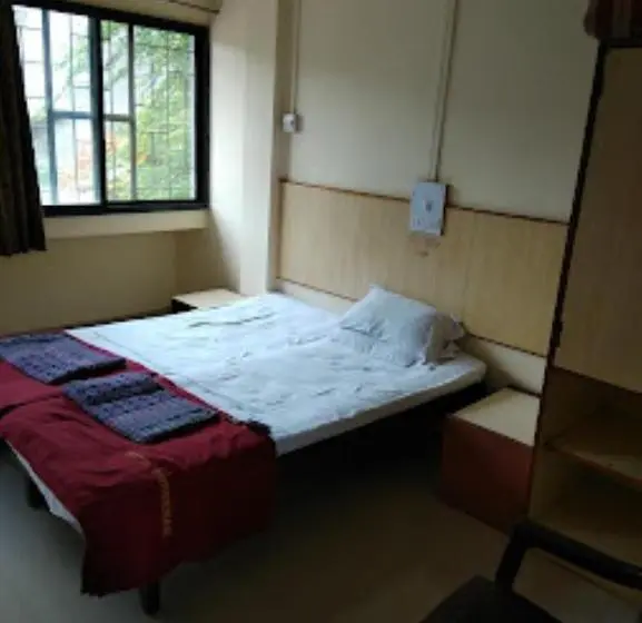Deluxe-huone, Shreeman ,satara