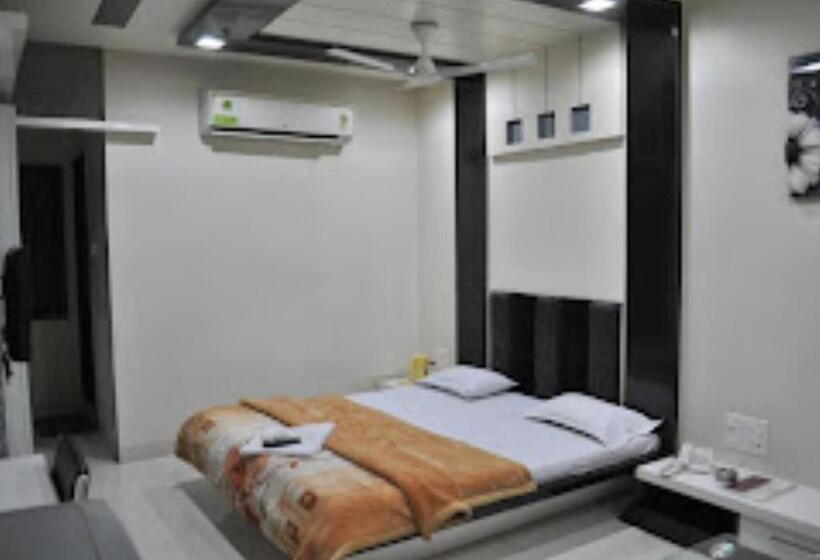 豪华房间, Vandu International Amravati