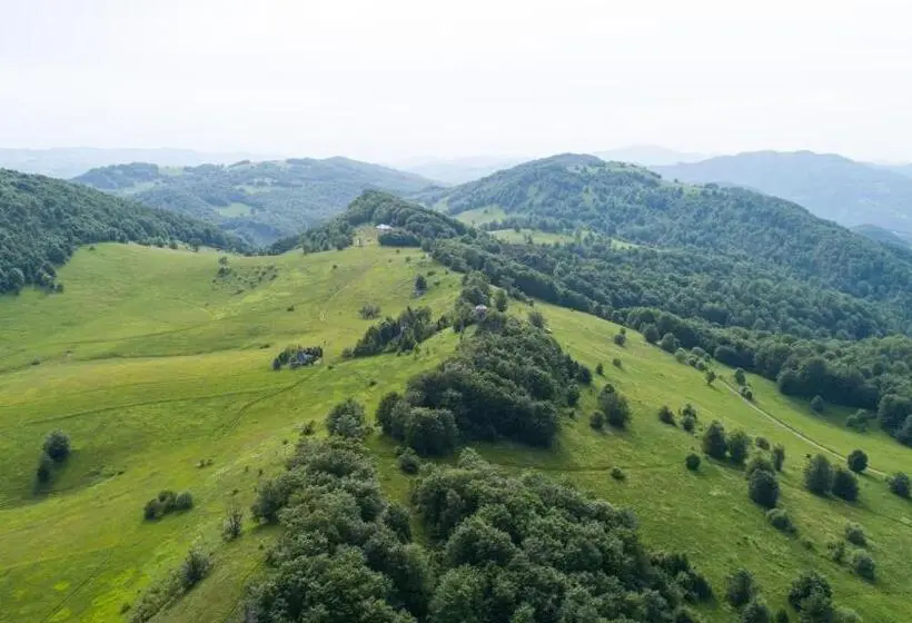 اتاق استاندارد سه نفره, Eco Lodge Taor