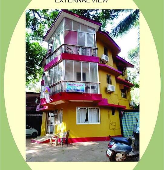 Семейный Номер, Haldankar Guest House