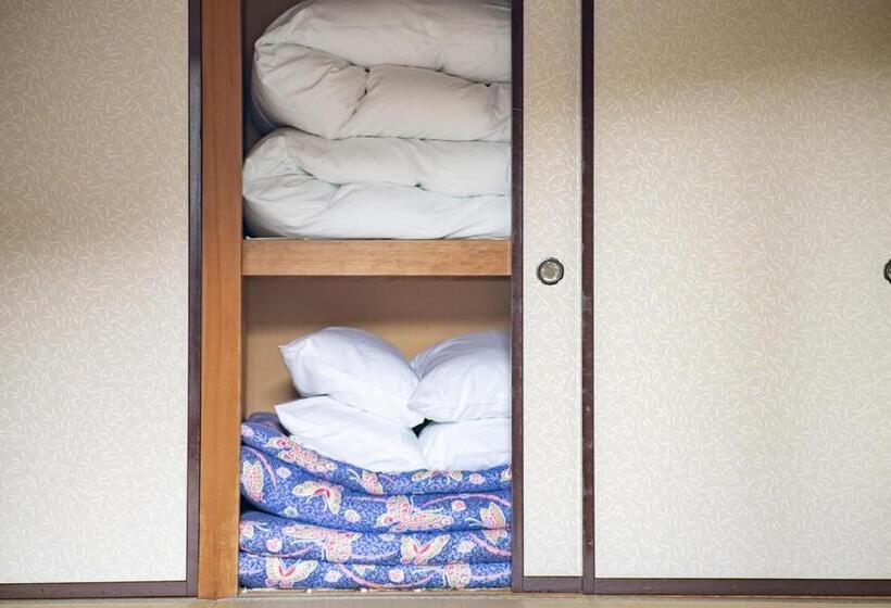 エコノミールーム, Yuzawa House