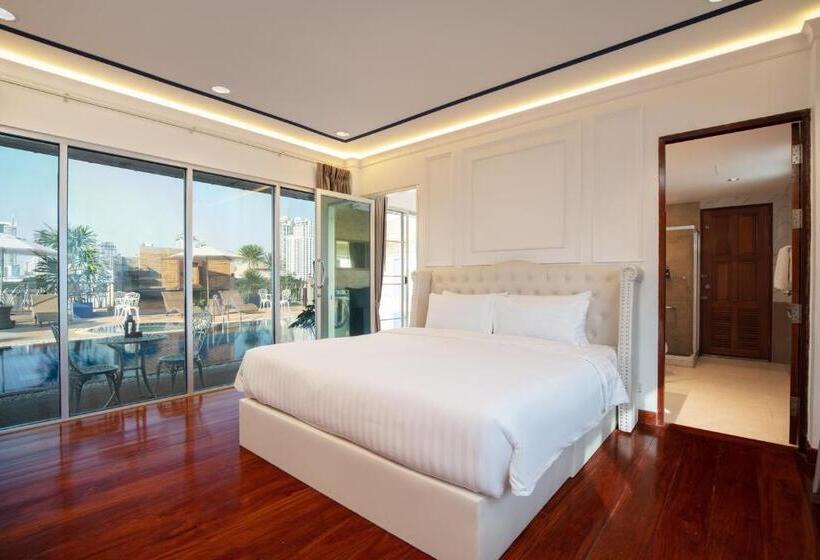 سوئیت پنت هاوس, Capitel Rama 4