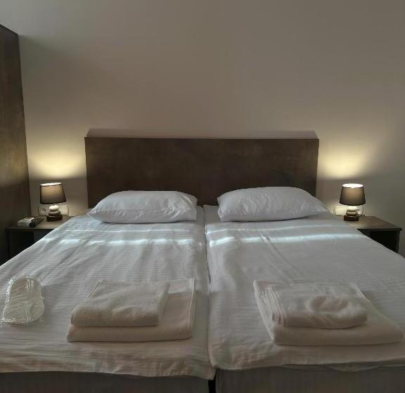 اتاق استاندارد, Bina N28