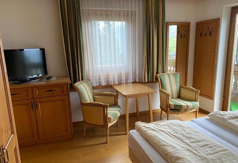 バルコニー付きスタンダードルーム, Gasthof Klausnerhof