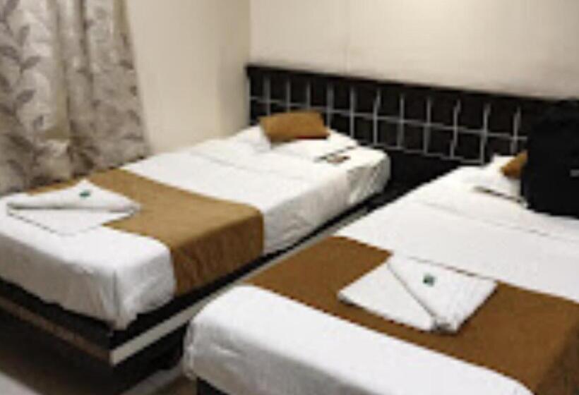 Номер Deluxe, Ira Executive Aurangabad