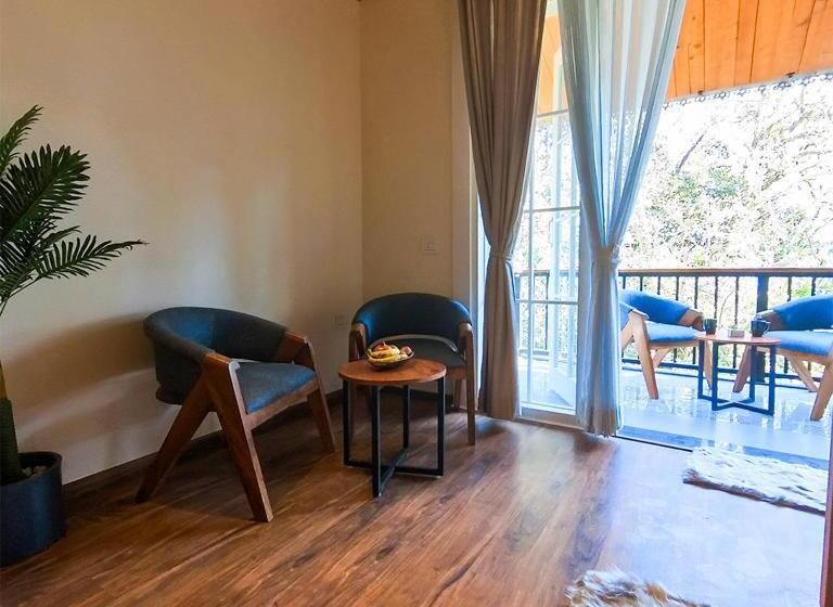 غرفة قياسية سرير كينج, Moustache Bhimtal Luxuria, Nainital