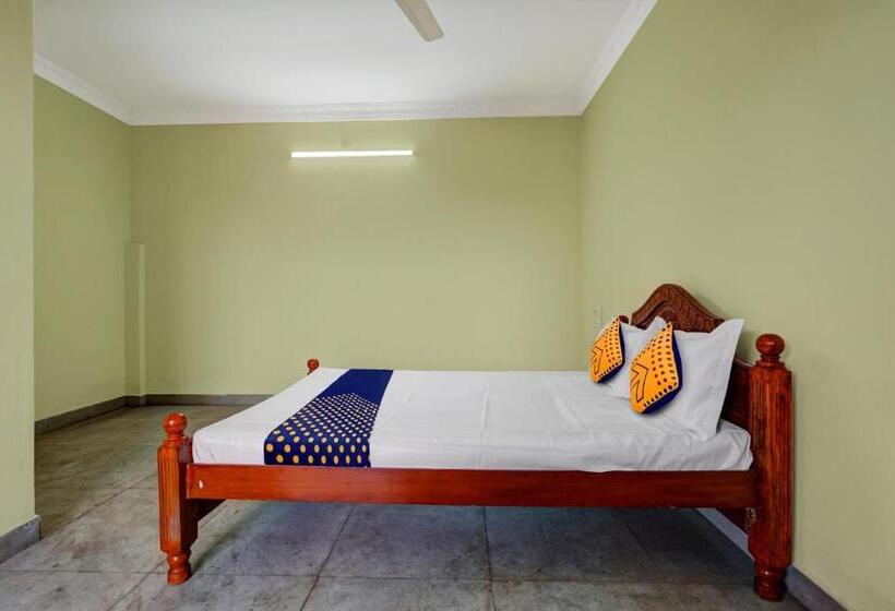 غرفة قياسية, Spot On Siri Balaji Freshup Rooms