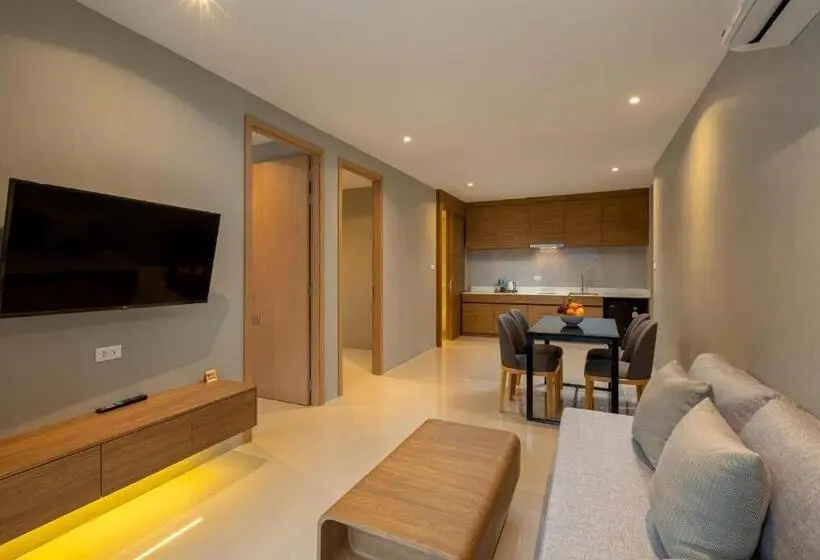 Perhesviitti, Wyndham Garden Naithon Phuket