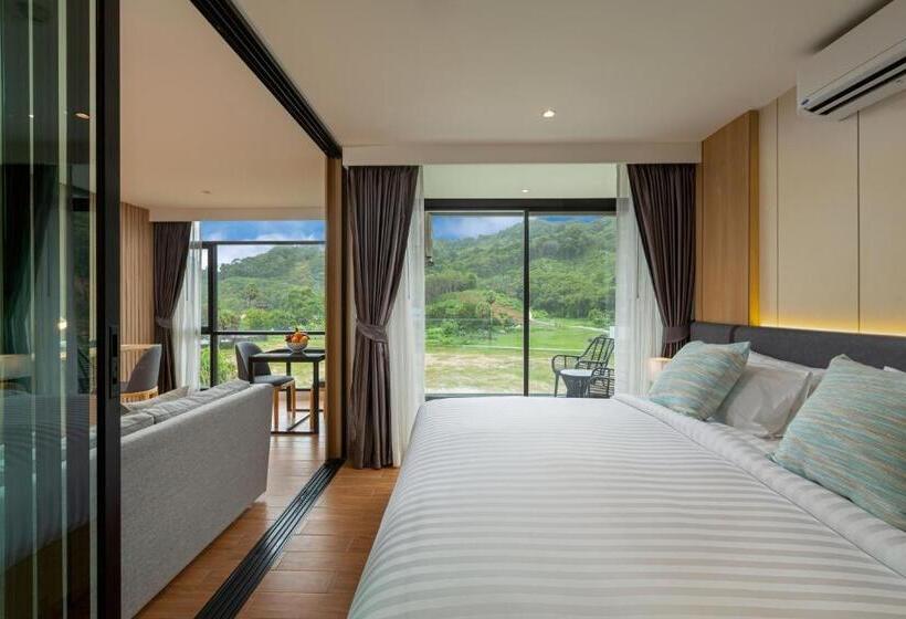 高级客房, Wyndham Garden Naithon Phuket