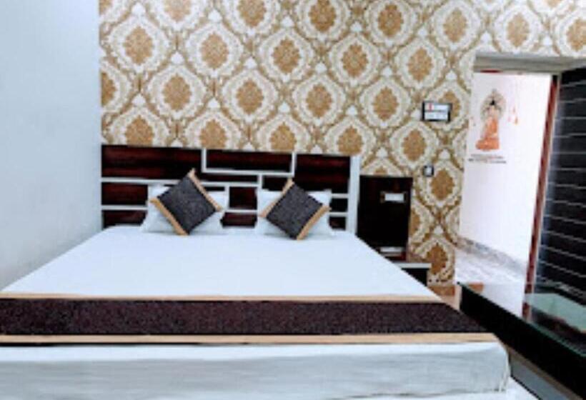 Номер Deluxe, Shivkamna Guest House &hotel, Dehri