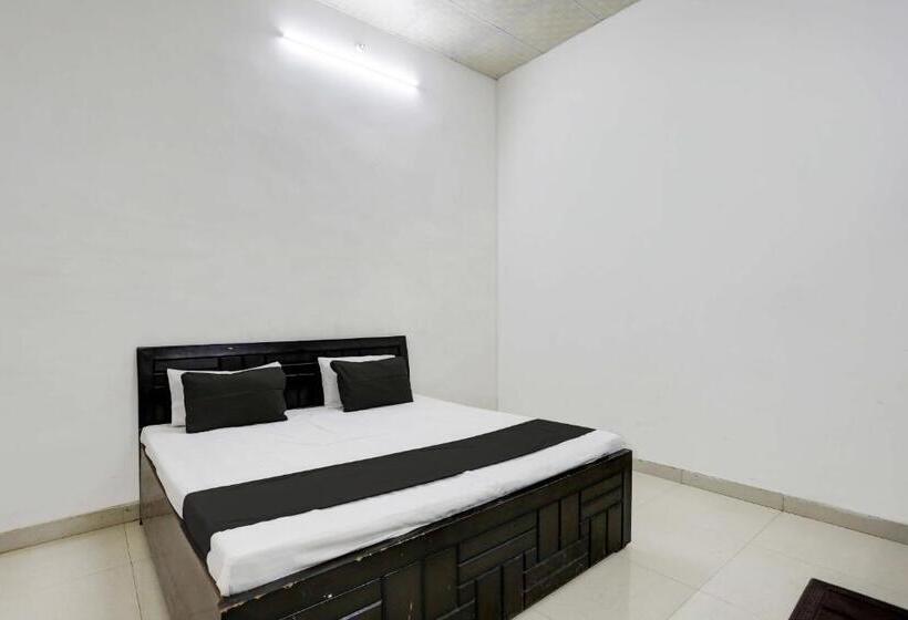 トリプルクラシックルーム, Spot On Hotel Happy Moonlight