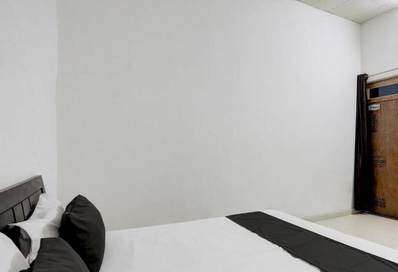 トリプルクラシックルーム, Spot On Hotel Happy Moonlight