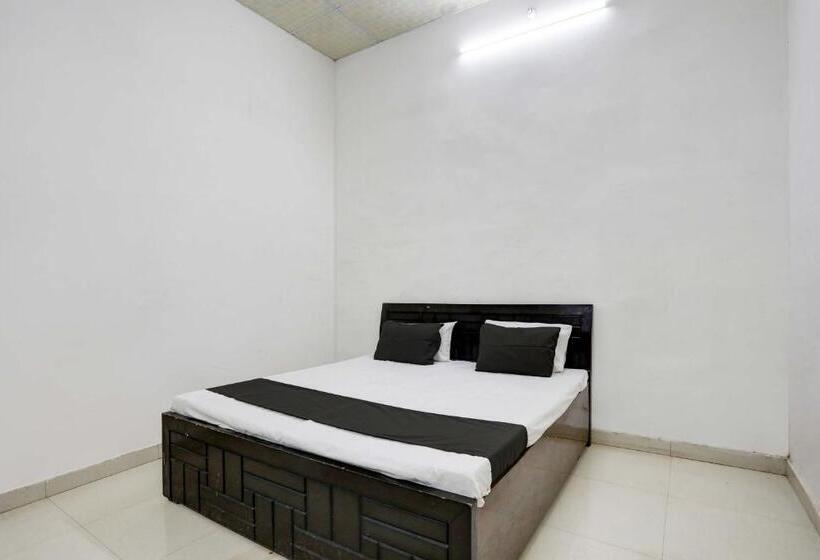 トリプルクラシックルーム, Spot On Hotel Happy Moonlight