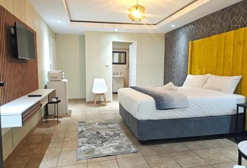 バルコニー付きデラックスルーム, Yello Guest House Graskop