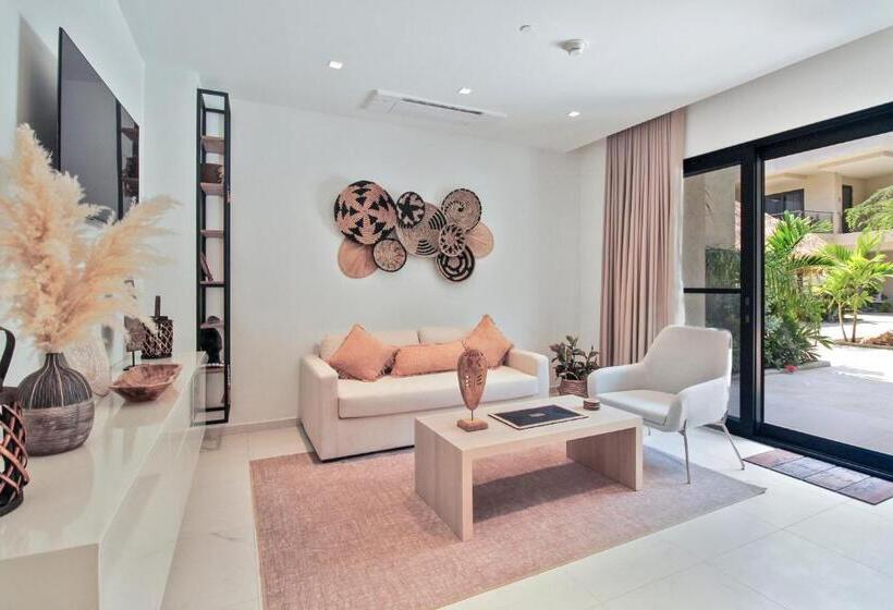 低层单卧公寓, Bocobay Wariruri Condos