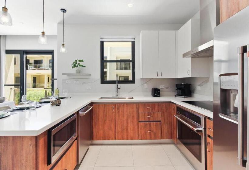 带1个卧室的带阳台的公寓, Bocobay Wariruri Condos