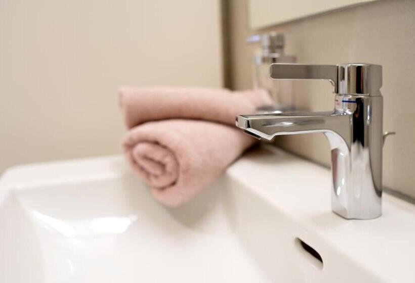 Номер Стандарт с Балконом, Bären Herisau Gmbh