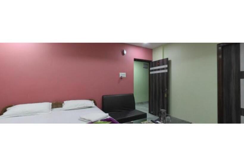 디럭스 룸, Kajal International Restaurant & Banquet Hall Bihar