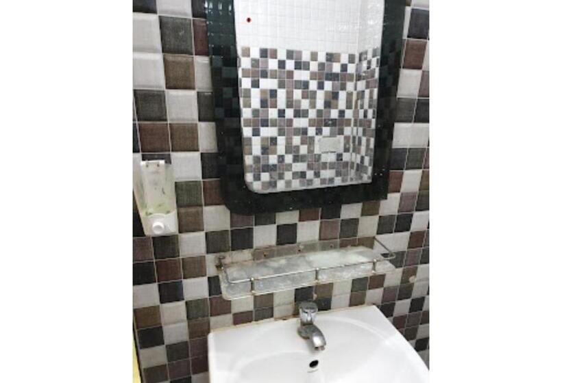 스위트, Kajal International Restaurant & Banquet Hall Bihar