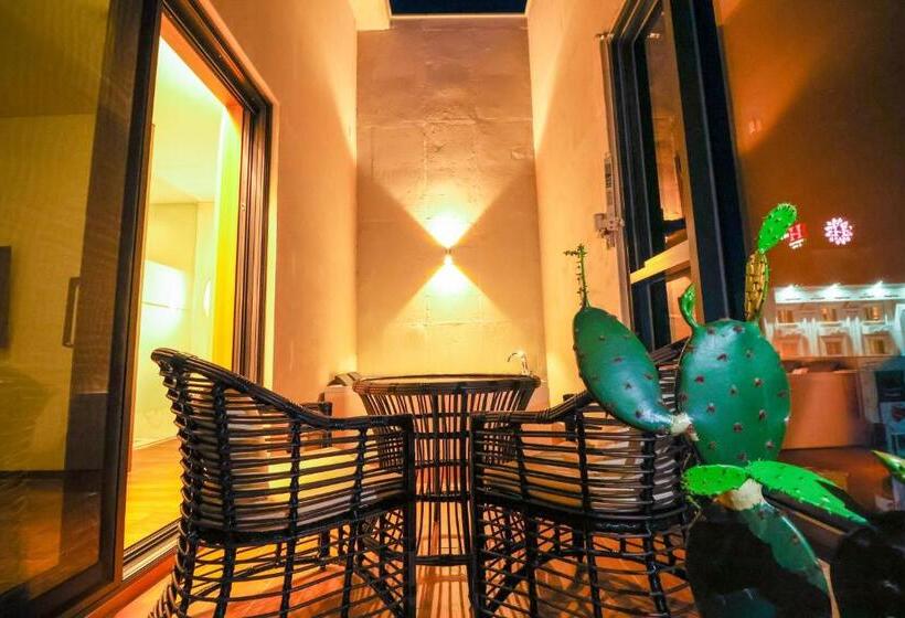 标准间带漩涡浴缸, Luel