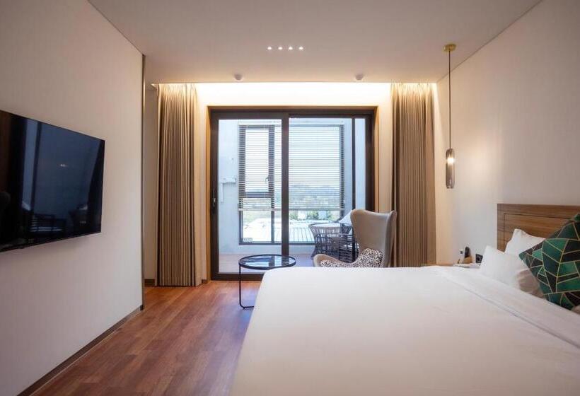 标准间带漩涡浴缸, Luel