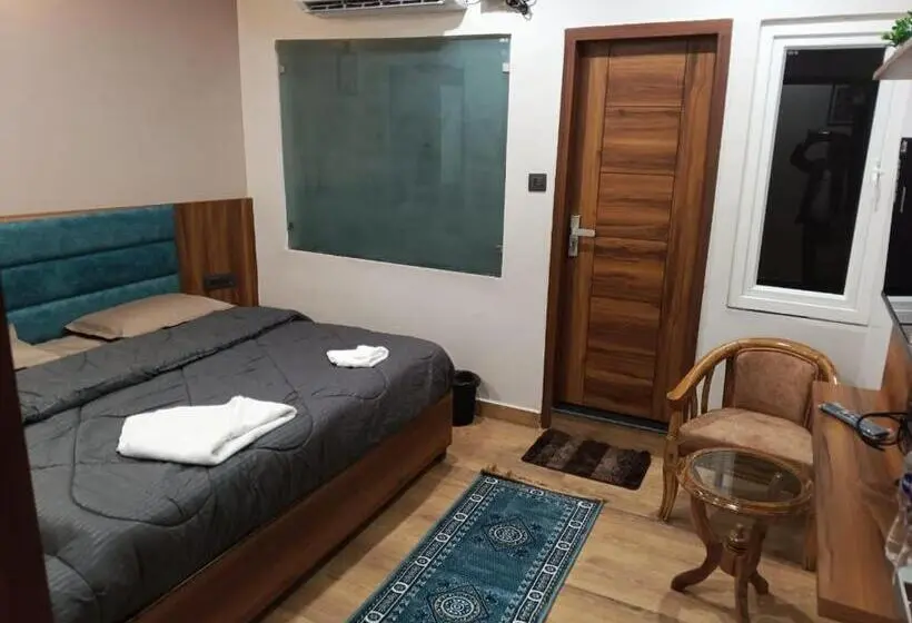Deluxe-huone, Mahadev Rishikesh