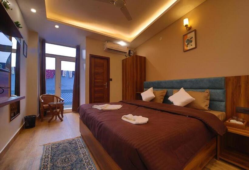 带阳台的豪华间, Mahadev Rishikesh