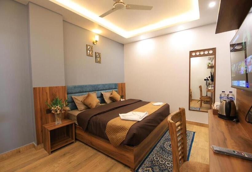 اتاق استاندارد با تراس, Mahadev Rishikesh