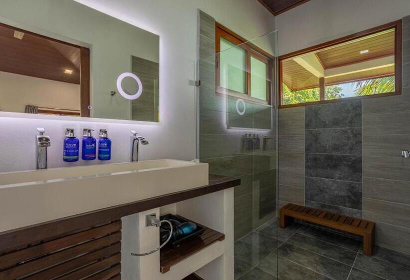 اتاق لوکس با چشمانداز دریا, The Tranquilo Lodge, Adult Only, All Meals Included