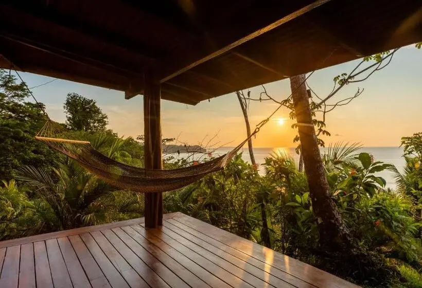Standard-huone King-vuode, The Tranquilo Lodge, Adult Only, All Meals Included