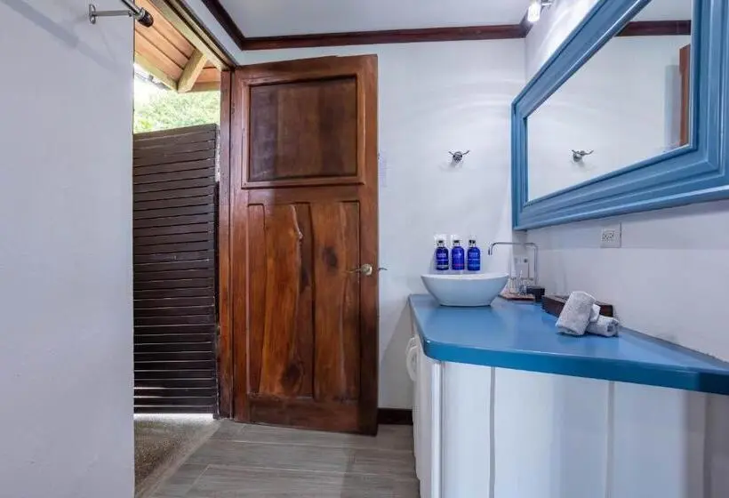 Standard-huone King-vuode, The Tranquilo Lodge, Adult Only, All Meals Included