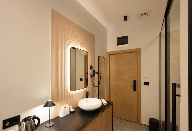 חדר דלוקס יחיד, Hop Inn Rooms & Suites