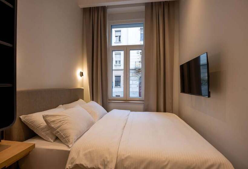 חדר סופריור, Hop Inn Rooms & Suites