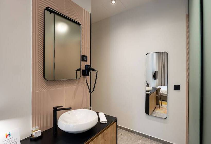 اتاق سوپریور, Hop Inn Rooms & Suites