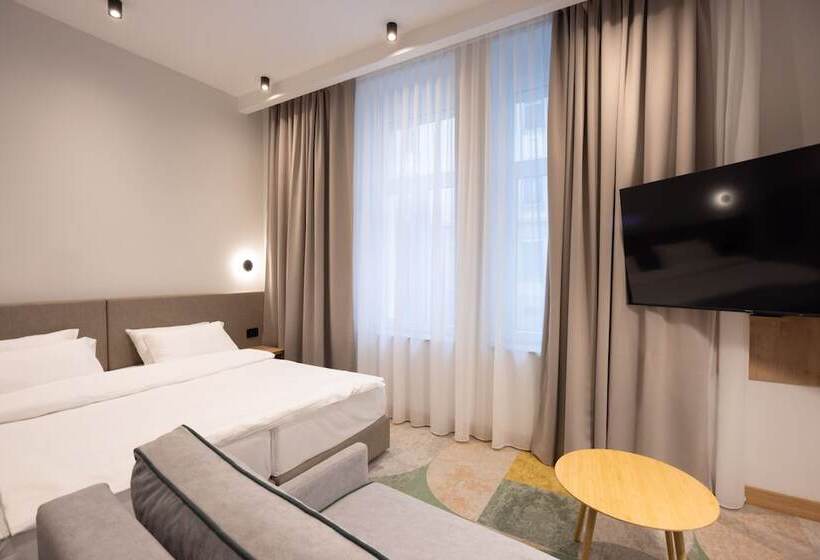 סוויטת ג'וניור, Hop Inn Rooms & Suites