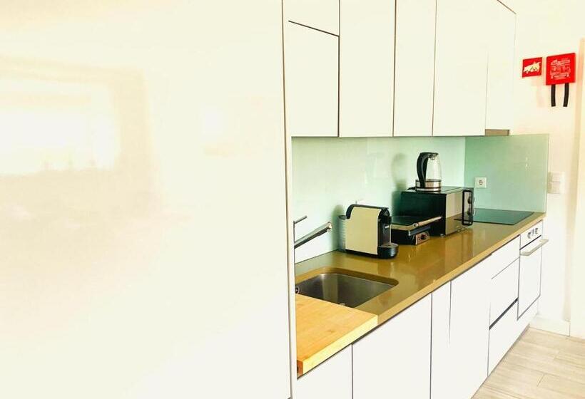 منزل 3 غرف نوم, Varanda Do Abelhal