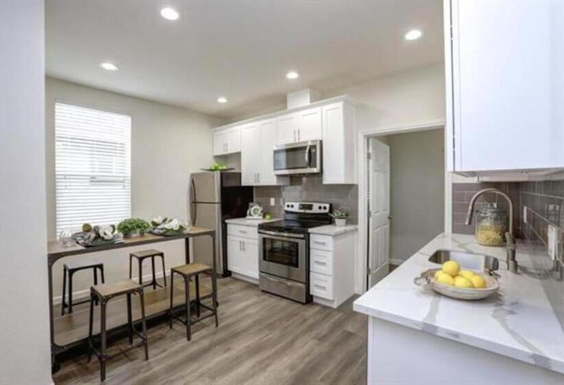 스탠다드 룸, San Jose Shark House   Unit 1