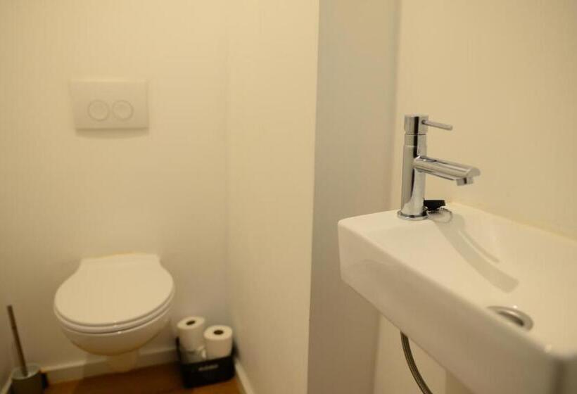 آپارتمان 1 خوابه, National City Apartments