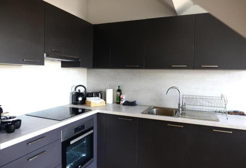 آپارتمان 1 خوابه با تراس, National City Apartments