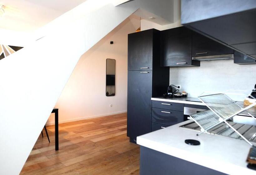 آپارتمان 1 خوابه با تراس, National City Apartments