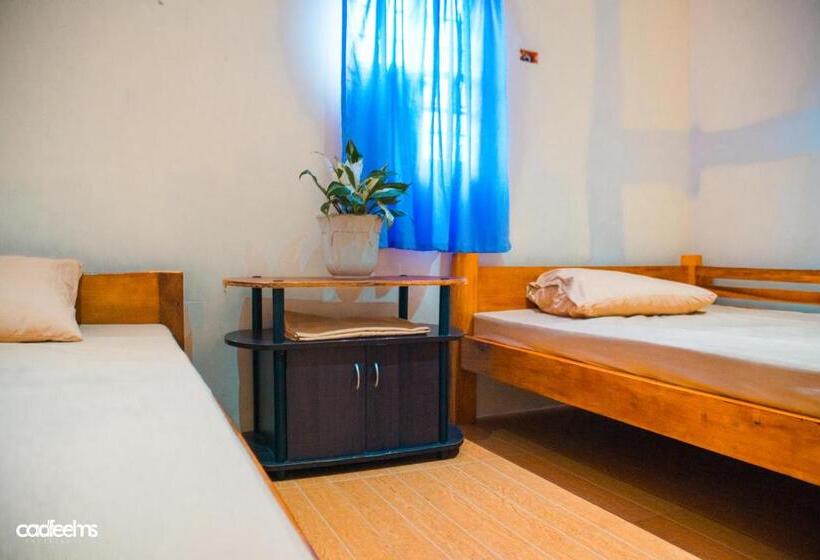 חדר סטנדרט לארבעה, The Family Resthouse And Resort