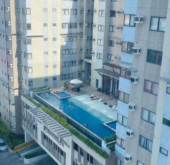 Escritório Estándar, The Persimmon Studios Tower 3 Unit 1153 Located In Mj Cuenco Cebu City