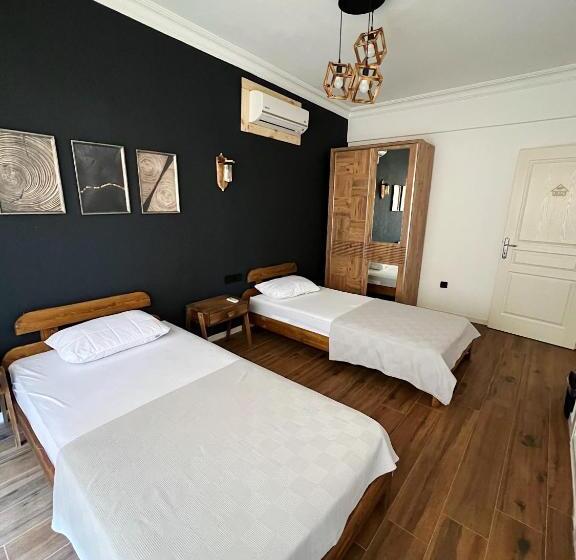 اتاق لوکس سه تخته, Lb Boutique