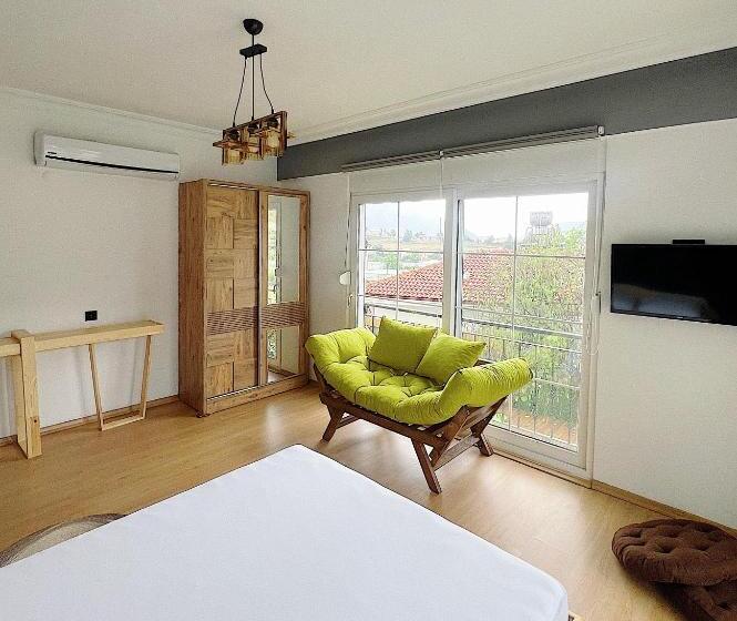 اتاق لوکس سه تخته, Lb Boutique